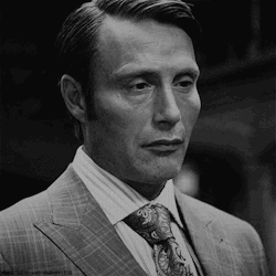 hannimads:  Ughhhh Hannibal pouting is the cutest/sexiest thing ever? Dont you just wanna kiss him… Or bite him? 