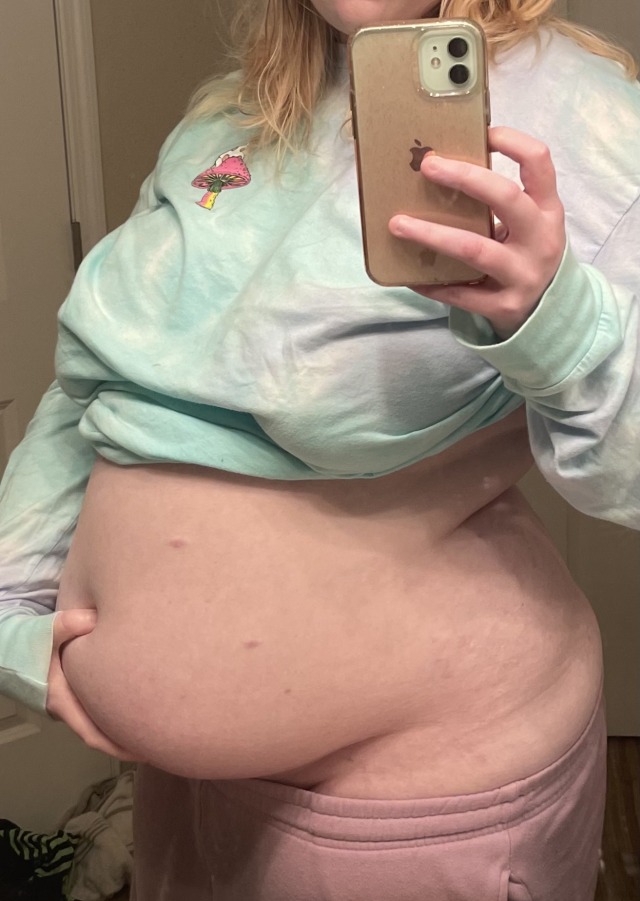 ffabellylover:Bonus pics! I literally cannot believe how big my gut looks in this shirt. It was loose on me in October. 