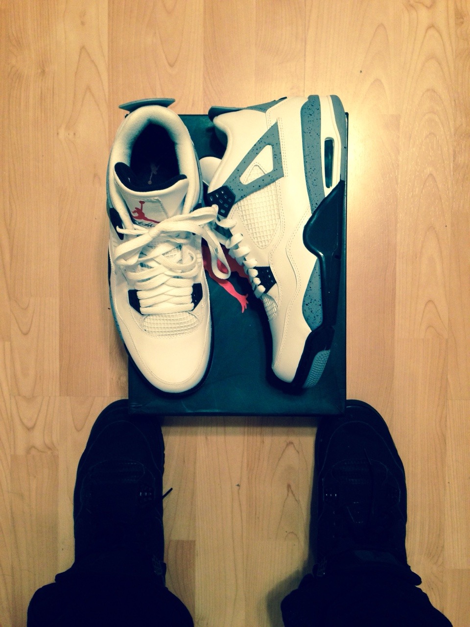 phuckindope:  niggajr:  Jordan White Cement 4s x Black Cat 4s  ^Dxpe bro  