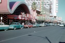 vintageeveryday:  Las Vegas of 1959. 