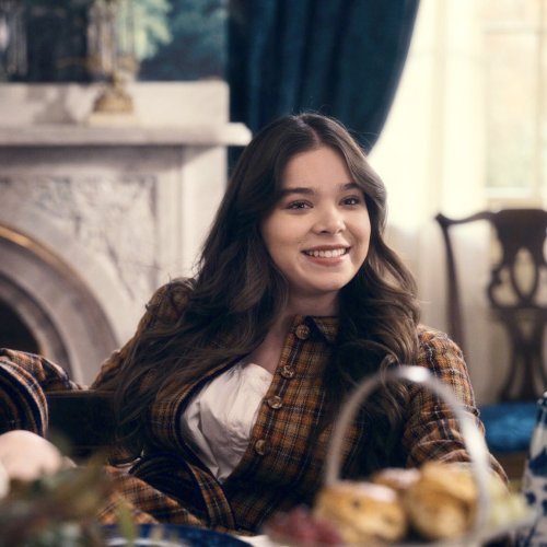 hailesteinfelds:Hailee Steinfeld in new stills