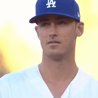 venerim:  theonewiththebaseball:  venerim:  They should’ve kept the camera on him