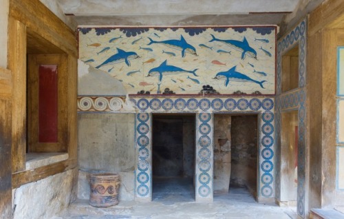 malemalefica:The Palace of Knossos is the most important of the Minoan palaces in Crete (Greece). It