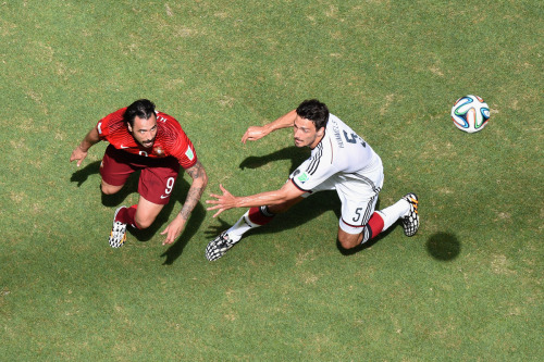 awesome angle of Mats Hummels and Hugo Almeida. Germany vs Portugal