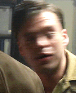 anony-mouse-writer:  bluemeridian:  beerexington:  sashayed:  my turn-ons include back massages, lon