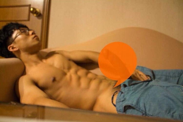 bi-lazy:  assman-69:  😱   好想識佢啊😍😍😍😍