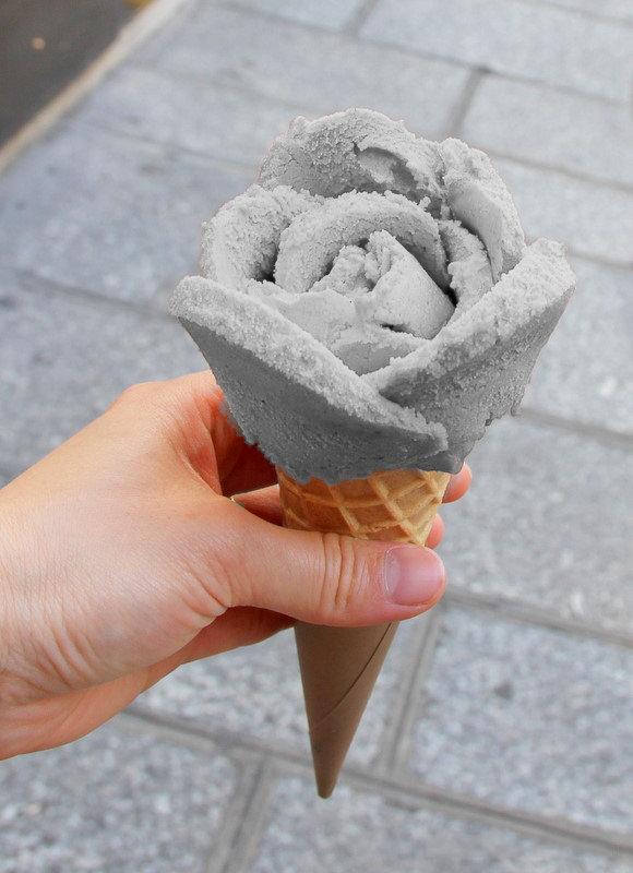 totallytransparent:  Semi Transparent Ice Cream Rose (matches colour of you blog)Made