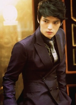 Ilovekimjaejoong:  Suit Appreciation 