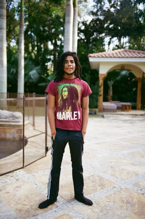 zionlionz: New yute a mash up the place . #skipmarley