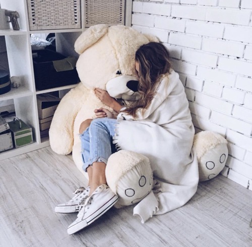 lumierely:Dont let your sadness affect your happiness x 