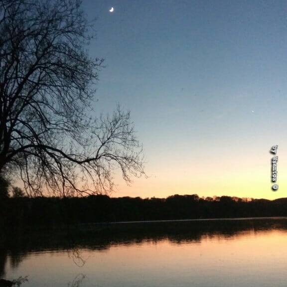 A noite em Essen 20:30 (em Nordrhein-Westfalen, Germany)