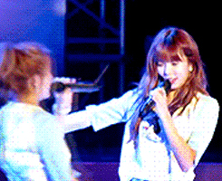wings6002-deactivated20160529:  If the world would end in 4 minutes, HyunA would hide in a safe place with Sohyun. 