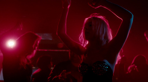 Screen caps of Chloë Sevigny and Natasha Lyonne in Danny Perez’s Antibirth (2016).More: Chloë Sevign