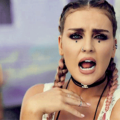 leighsroyalty:  This is a shout out to my ex.  Heard he in love with some other chick,yeah