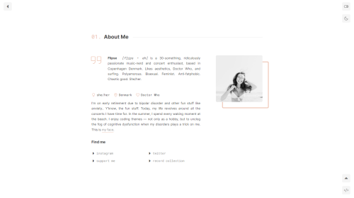 22mm:Flake — a responsive custom about me-page.preview | download code (GitHub)A simple c