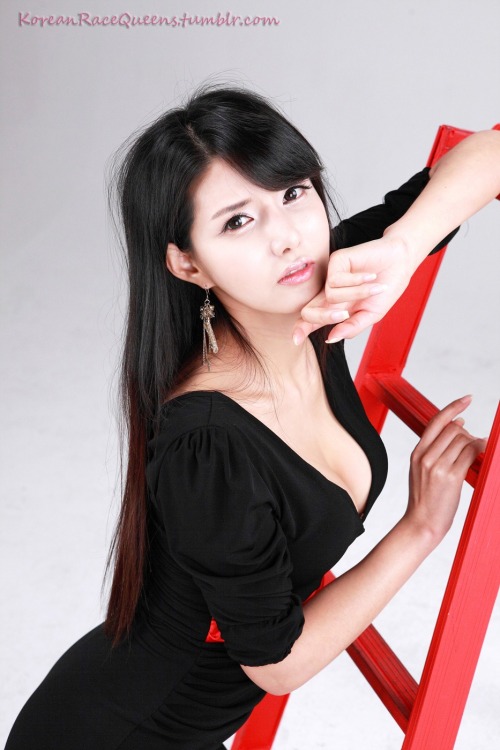 asianhotties:  Asian Hottie 