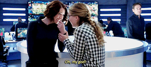 detectivdimples:You look like you’ve been shot with a love-ray.
