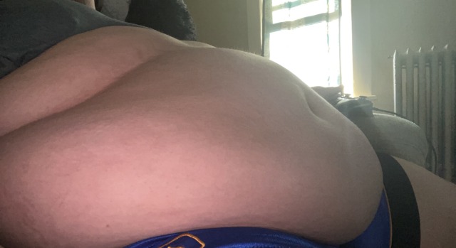 gluttenousgoddess:I love every soft inch I put on myself, every jiggly heavy pound