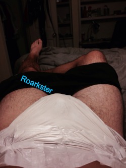 roarkster:  Showing off my morning wet diaper.