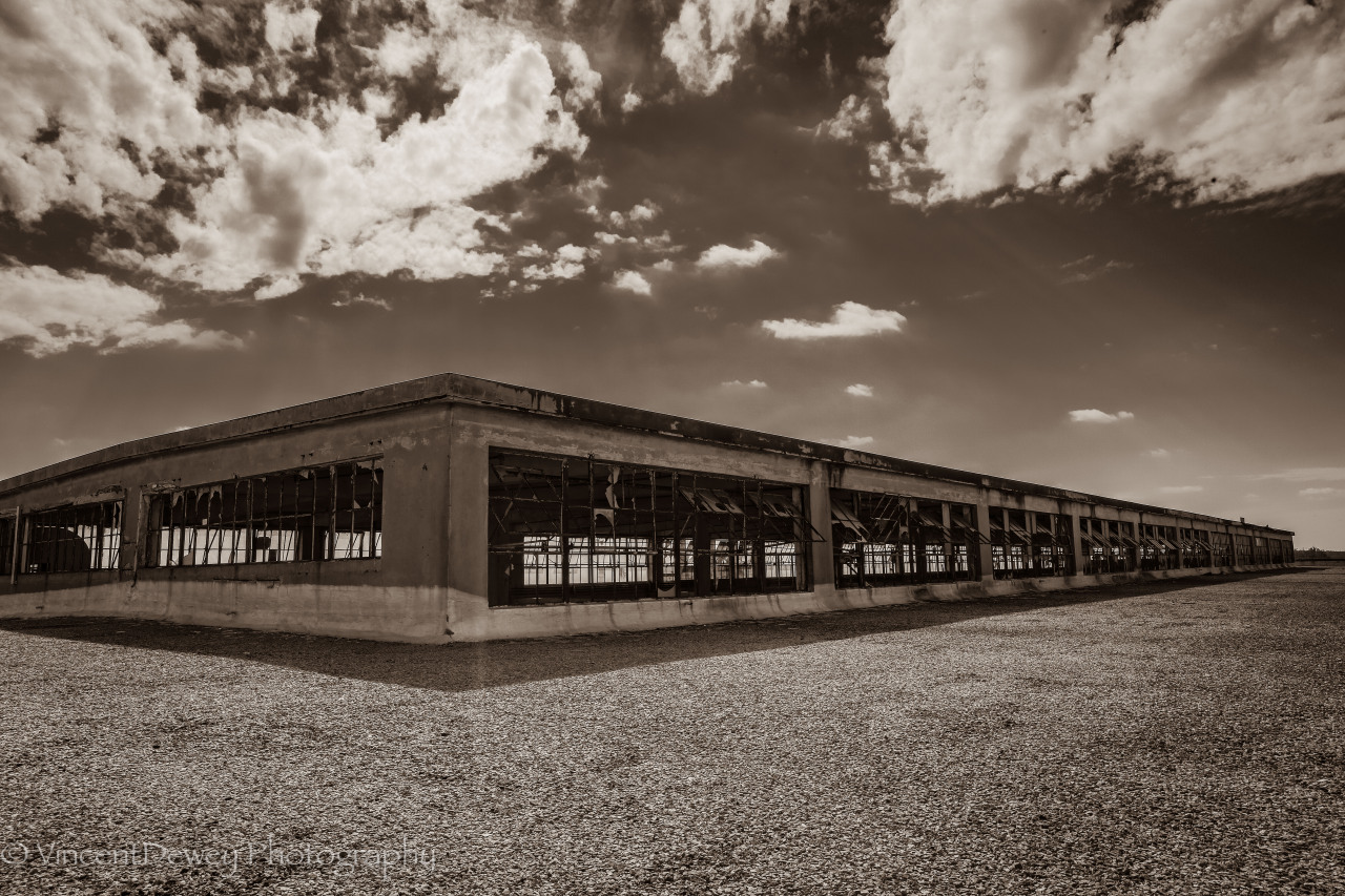 vincentdewey:  Abandoned Virginia…the roof Vincent Dewey Photography 