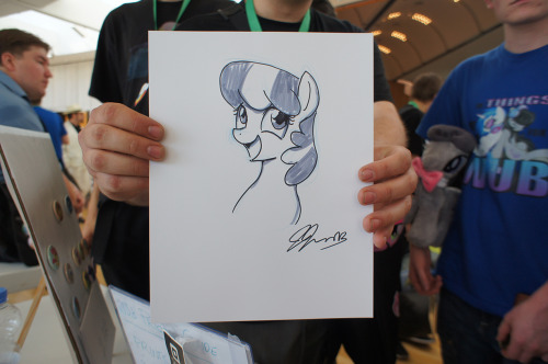 bakpony:  JJ’s sketches from Gala Con 2013. Part  1/5.  My good friend Bak took photos of all my Pics! Here they are!