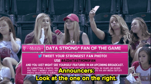 sugarfreesuzy:povverbottoms:micdotcom:Male announcers mock young women for taking selfies during a b