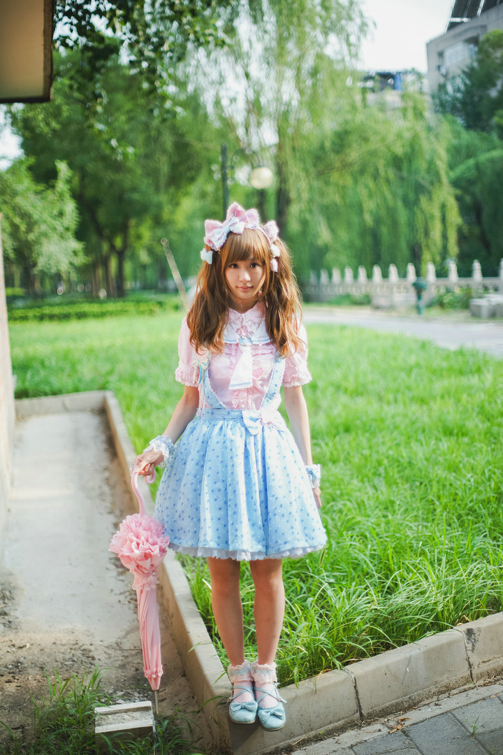 truth2teatold:  Ai’s Grocery Store Summer Suspender Skirt 