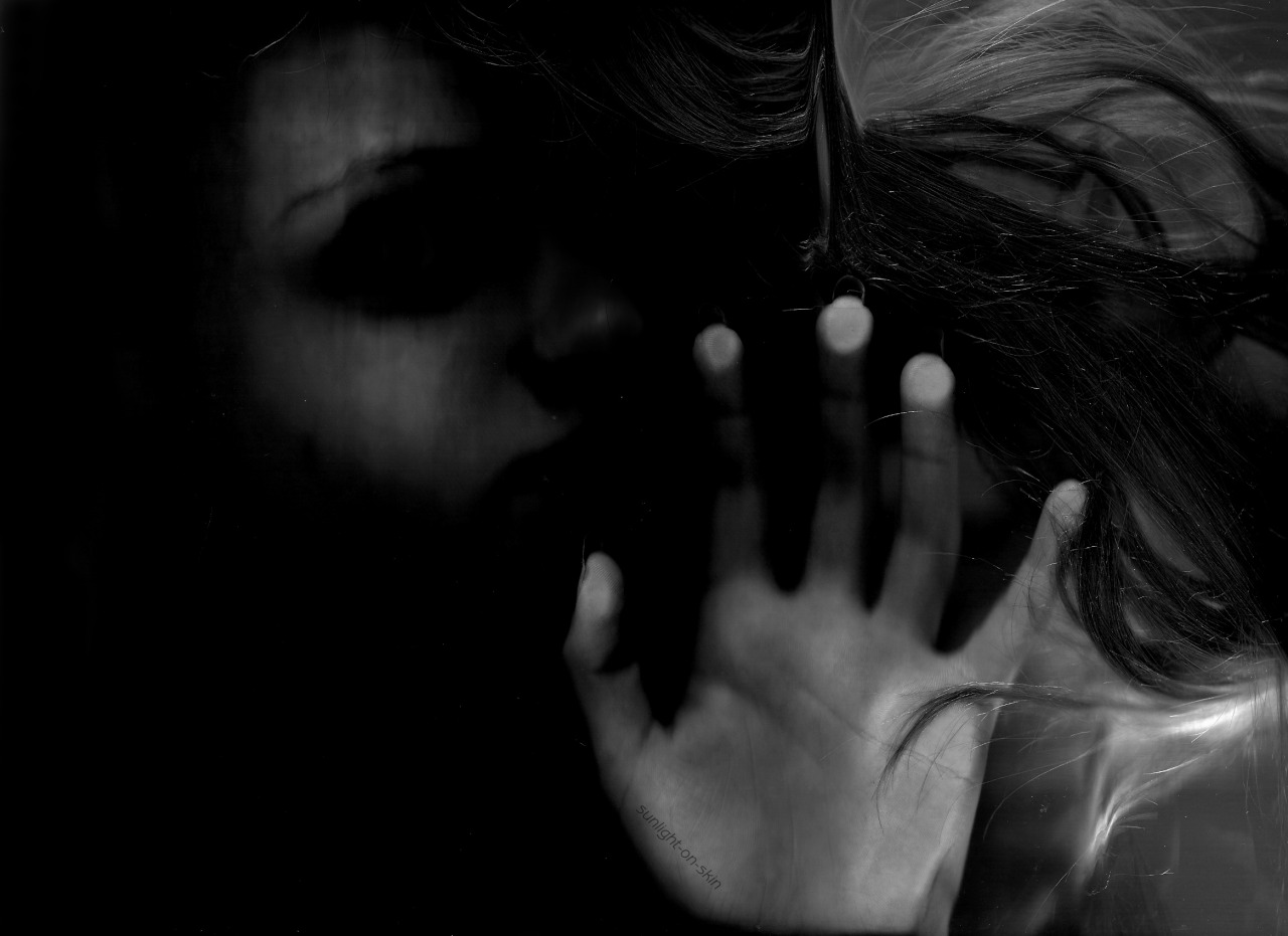 sunlight-on-skin:  ☂ Dark Network ☂ 