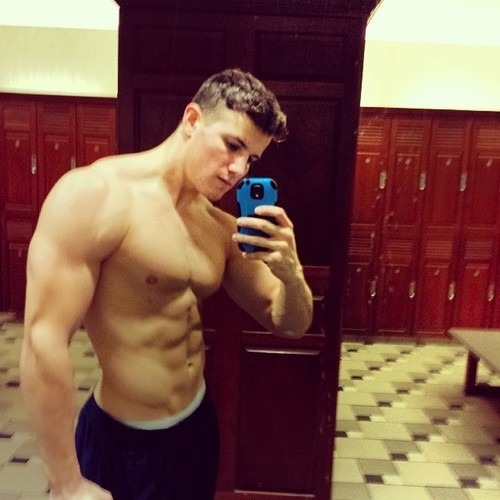 lockershots:  Give your favorite muscle a workout at lockershots.tumblr.com 