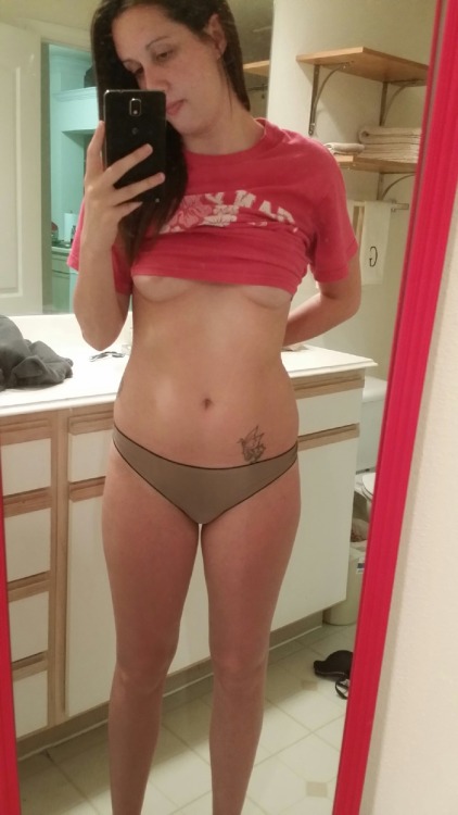 texaschicks:  Just a normal guy looking for hot Texas women.   http://texaschicks.tumblr.com  Submit your pictures here: submit.texaschicks@gmail.com  kik:texaschicks 