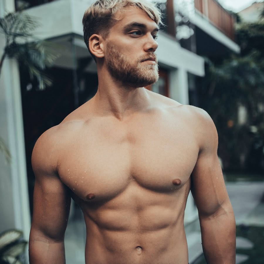 yortamn:Mischa Valentino Janiec (5)