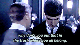 hardyness: Harry Potter | Credence Barebone “Freak!” 