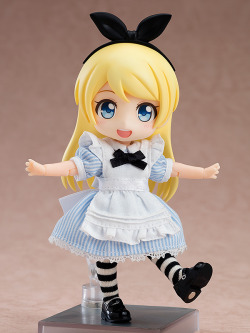 good-smile-company:    ねんどろいどどーる アリスhttp://www.goodsmile.info/ja/product/7620  ねんどろいどどーる おようふくセット（アリス）http://www.goodsmile.info/ja/product/7622