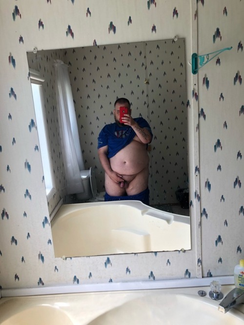 heavyd4583:  Favorite mirror day…showing off a little