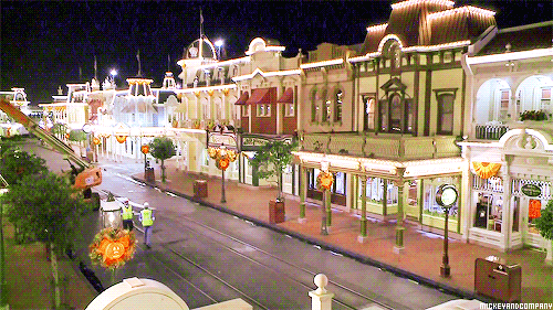 mickeyandcompany:  Magic Kingdom Park Decorated for the Holidays 