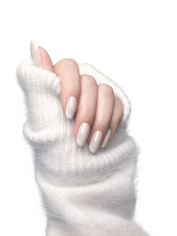 whiteminimal:you are prettier than kylie jenner ♥