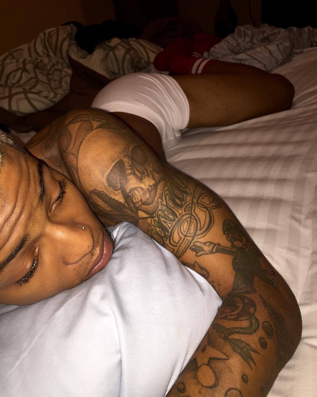 dycklova69:  solomondadon:  redz1019:  Sexy Azz Nigga  