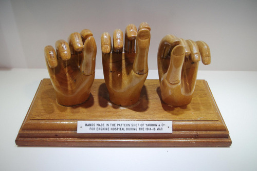 Prosthetic hand models at the Hunterian Museum, Glasgow