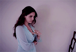 lanasdaily:  I don’t wanna do this anymore, it’s so surrealI can’t survive