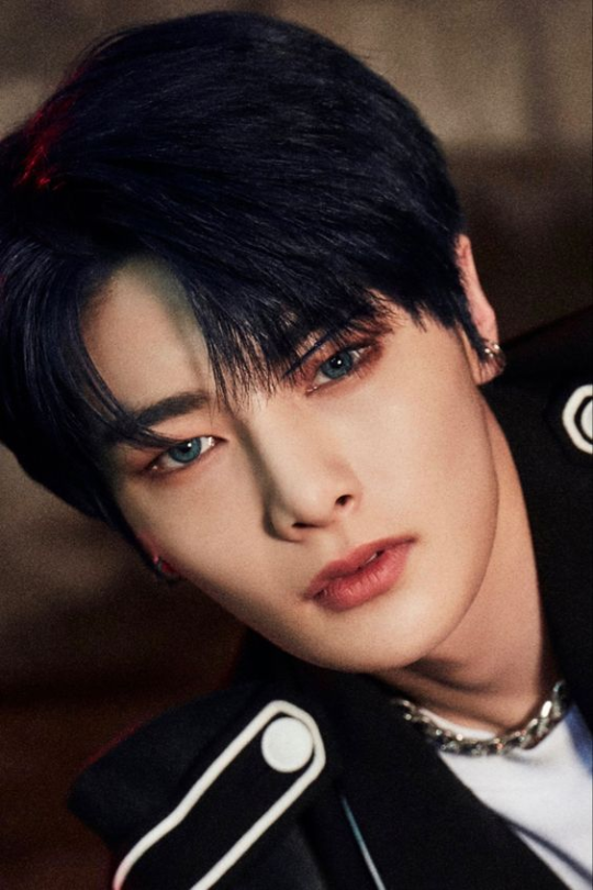 Welcome to MANIAC — Yang Jeongin