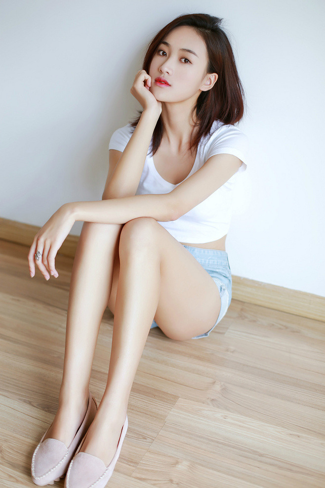hotgirlsfc:  https://hotgirlsfc.tumblr.com with beautiful girl, cute, beauty asian,