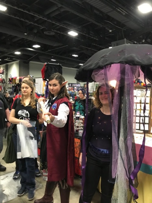 reiayanamismom: Awesomecon 2018 part 11 I’m that rose!!