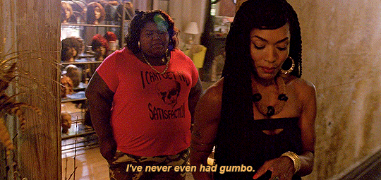 feedsfairy:  Angela Bassett / Marie LaveauAmerican Horror Story / Coven