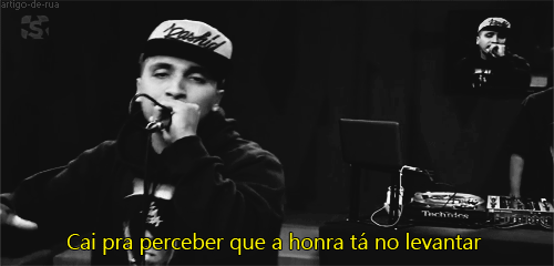 Hoje o sofrimento virou poesia
