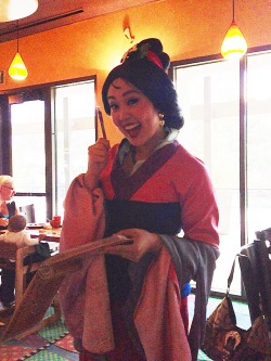 naamahdarling:  hauntedsticks:  freckledtrekkie:  becausesometimesdreamsdocometrue:  disney-tasthic:  gastalicious-definition:  disney-tasthic:  globalsoftpirka:  disney-tasthic:  thedisneydifference:  Mulan loved my Mulan pen! She said, “I love things