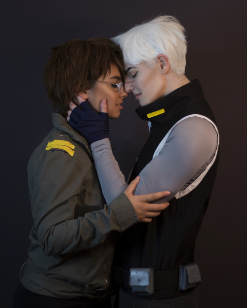 isaisanisa: We took these pictures before the premiere whoops  - [Shiro]- [Matt]- [Photo: @caf