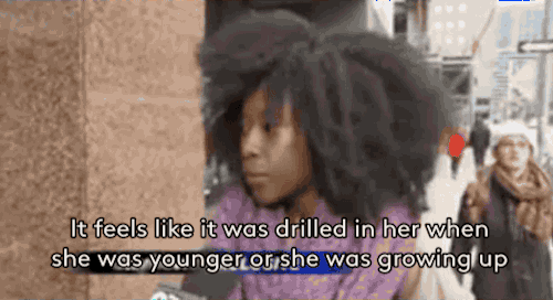 sourcedumal:  refinery29:  8th Grader Sent To The Principal’s Office For Her Natural Hair The young student was given a ponytail holder and repeatedly told to “do something about her hair.” When the 13-year-old challenged the principal’s request,