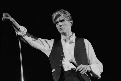 sweet-king-bitch:The Thin White Duke ‘76