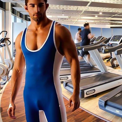 wrestle-me:  Work! #work #workout #gym #singlet #bigbulge #pecs #summerready #thewhiteytightieboys #whiteytighties #springtraining via InstagramLove Wrestling Gear