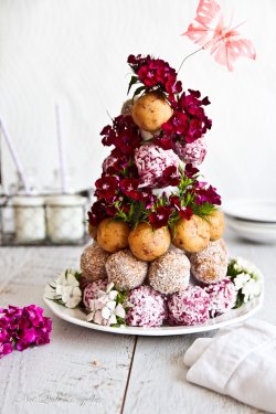 intensefoodcravings:  Crazy Energy Ball Croquembouche | Not Quite Nigella